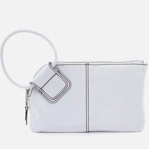 NWT Hobo International “Sable” Wristlet in Optic White